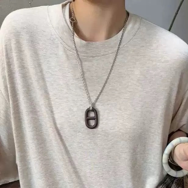 Fine, minimalist necklaces designed in Sydney. Delicate chains and small pendants made for everyday layering.